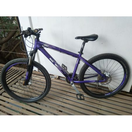 VELO SCOTT CONTESSE 20 26" COULEUR VIOLET 071103262(dépôt vente)