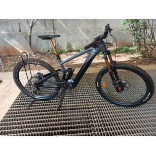 VELO MOUSTACHE 2024 SAMEDI 29 TRAIL LTD AVEC 2 BATTERIES 750Wh - COULEUR NOIR/GRIS - 9/10 (DEPOT VENTE)