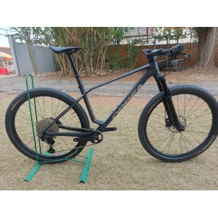 VELO ORBEA ALMA TAILLE L - COULEUR NOIR - 9/10 (DEPOT VENTE)